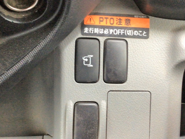 日野デュトロクレーン3段小型（2t・3t）[写真36]