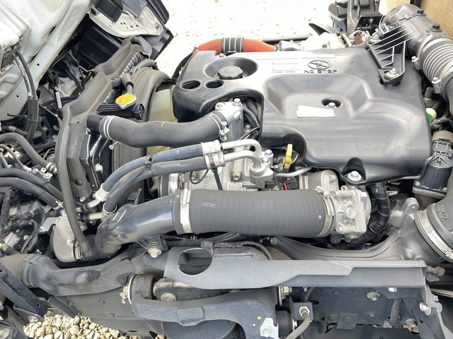 いすゞエルフ平ボディ小型（2t・3t）[写真18]