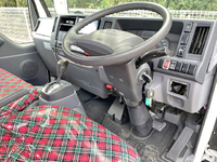 いすゞエルフ平ボディ小型（2t・3t）[写真28]