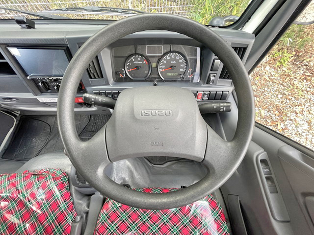 いすゞエルフ平ボディ小型（2t・3t）[写真29]