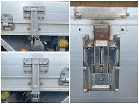 いすゞフォワードアルミウイング中型（4t）[写真16]