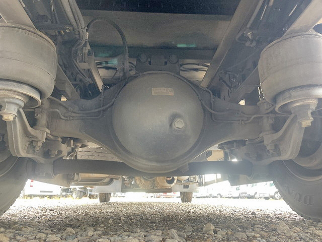 いすゞフォワードアルミウイング中型（4t）[写真25]