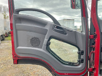 いすゞフォワードアルミウイング中型（4t）[写真29]