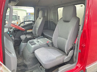 いすゞフォワードアルミウイング中型（4t）[写真32]