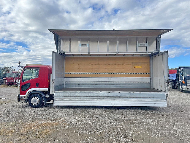 いすゞフォワードアルミウイング中型（4t）[写真06]