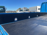 三菱ふそうキャンター平ボディ小型（2t・3t）[写真11]