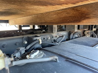 三菱ふそうキャンター平ボディ小型（2t・3t）[写真17]