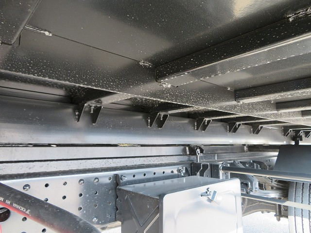 三菱ふそうキャンターセーフティローダー小型（2t・3t）[写真36]