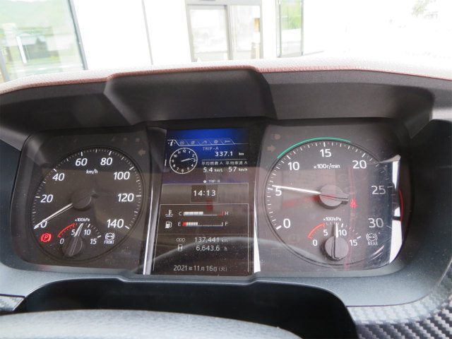 日野レンジャー冷凍車（冷蔵車）中型（4t）[写真12]