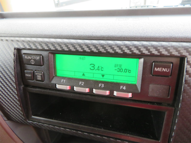 日野レンジャー冷凍車（冷蔵車）中型（4t）[写真16]
