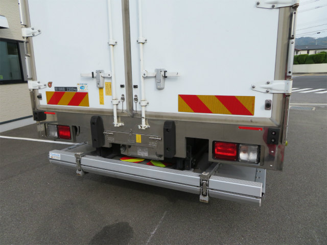 日野レンジャー冷凍車（冷蔵車）中型（4t）[写真27]