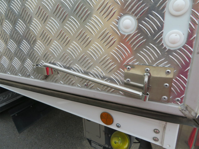 日野レンジャー冷凍車（冷蔵車）中型（4t）[写真30]