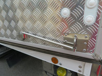 日野レンジャー冷凍車（冷蔵車）中型（4t）[写真30]