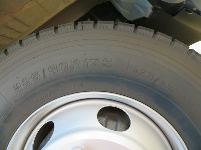 日野レンジャー散水車中型（4t）[写真13]