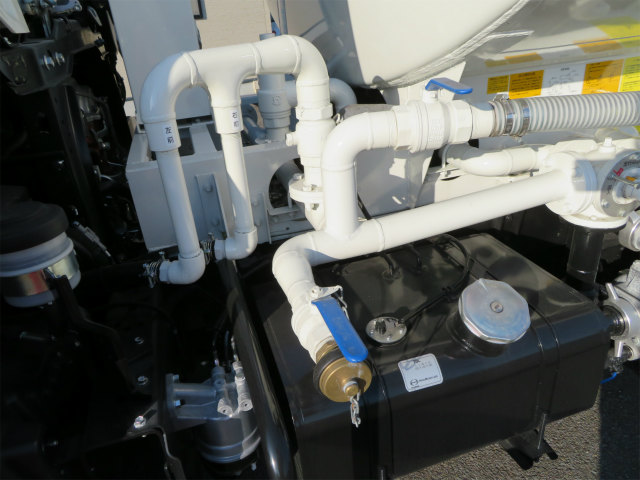 日野レンジャー散水車中型（4t）[写真09]