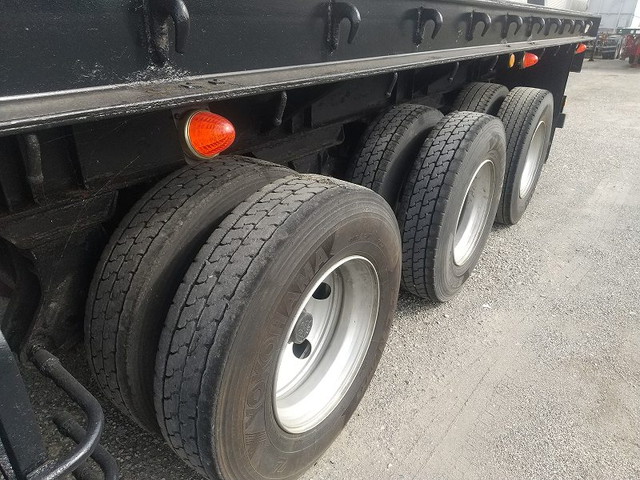 その他のメーカーその他の車種平床式トレーラー大型（10t）[写真11]