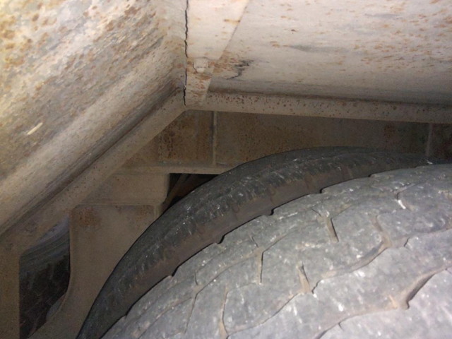 その他のメーカーその他の車種平床式トレーラー大型（10t）[写真28]