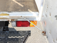 日産アトラスアルミバン小型（2t・3t）[写真11]