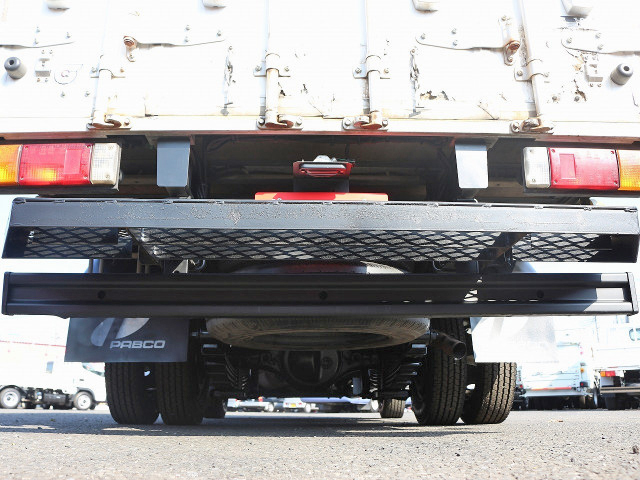 日産アトラスアルミバン小型（2t・3t）[写真24]