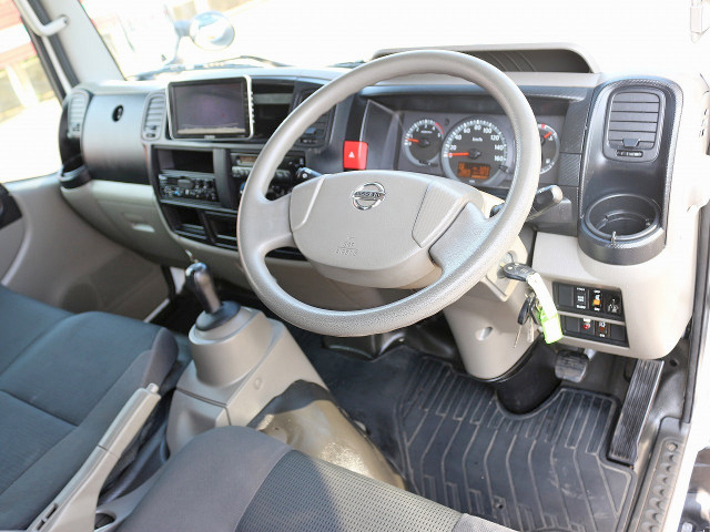 日産アトラスアルミバン小型（2t・3t）[写真29]