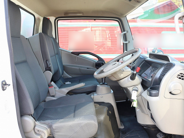 日産アトラスアルミバン小型（2t・3t）[写真31]