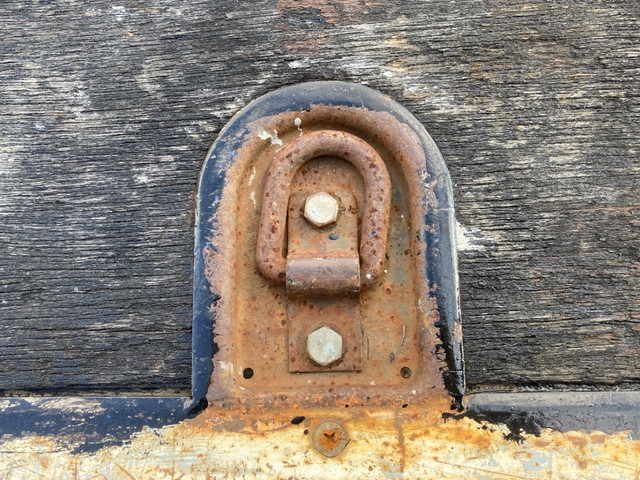 いすゞエルフ平ボディ小型（2t・3t）[写真14]