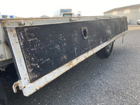 いすゞエルフ平ボディ小型（2t・3t）[写真16]