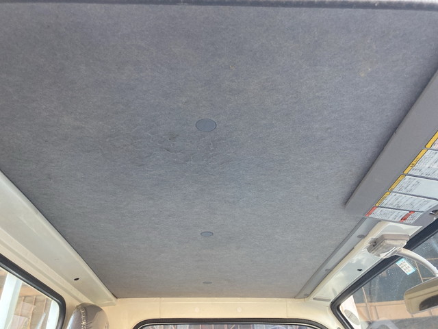 いすゞエルフ平ボディ小型（2t・3t）[写真28]