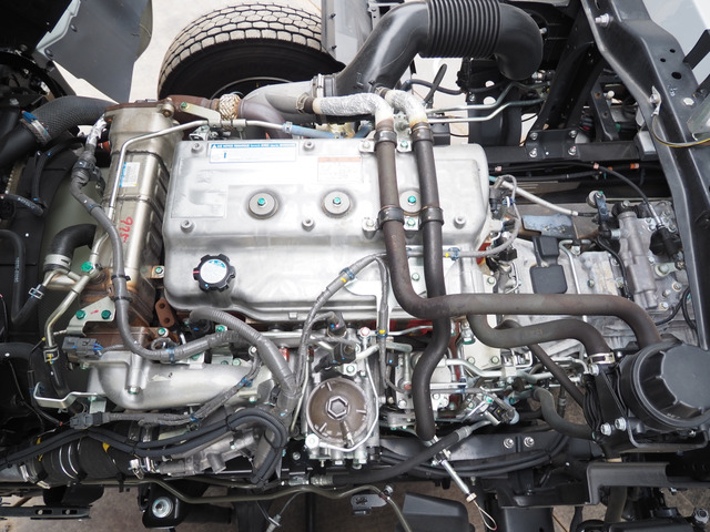 日野レンジャーアルミウイング中型（4t）[写真23]