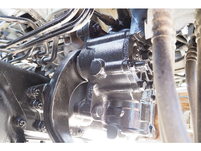 いすゞフォワードセルフローダー増トン（6t・8t）[写真24]