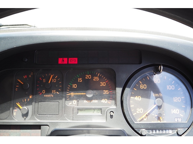 いすゞフォワードセルフローダー増トン（6t・8t）[写真39]