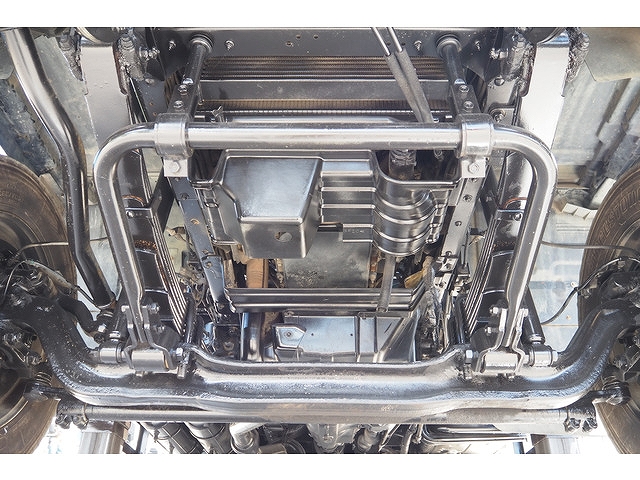 いすゞフォワードセルフローダー増トン（6t・8t）[写真08]