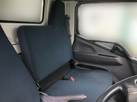 三菱ふそうキャンターアルミウイング小型（2t・3t）[写真31]