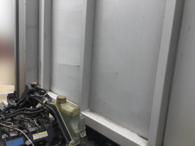 三菱ふそうキャンターアルミウイング小型（2t・3t）[写真08]