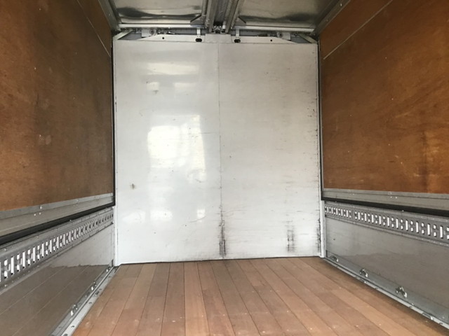 三菱ふそうキャンターアルミウイング小型（2t・3t）[写真09]