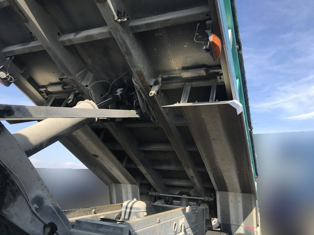 日野プロフィアダンプ大型（10t）[写真12]