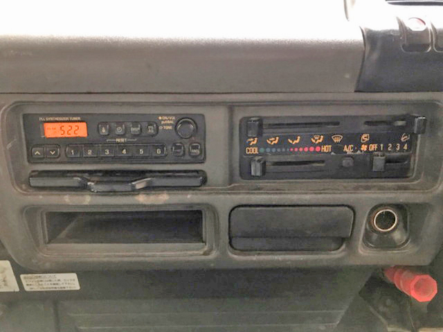 いすゞエルフダンプ小型（2t・3t）[写真34]