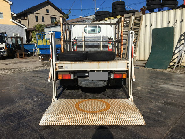 日産アトラス平ボディ小型（2t・3t）[写真11]