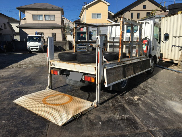 日産アトラス平ボディ小型（2t・3t）[写真03]
