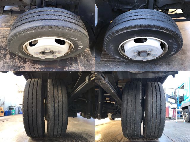 日野デュトロ平ボディ小型（2t・3t）[写真18]