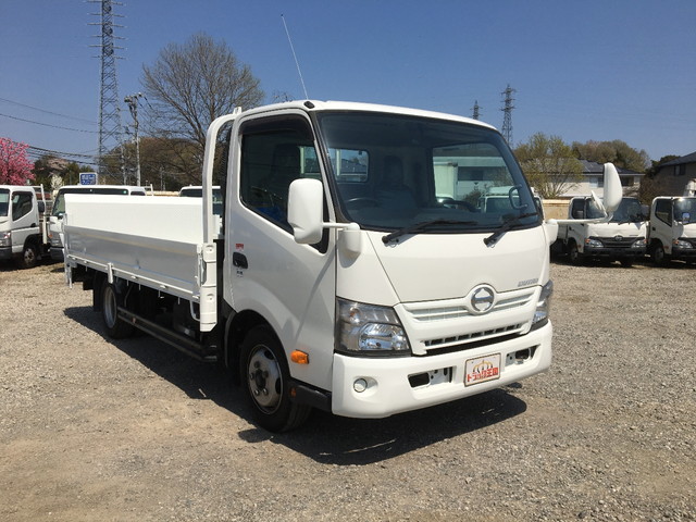 日野デュトロ平ボディ小型（2t・3t）[写真03]