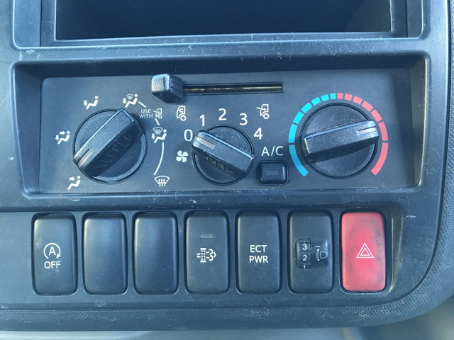 日野デュトロ平ボディ小型（2t・3t）[写真35]