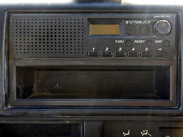 日野デュトロ三転ダンプ小型（2t・3t）[写真15]