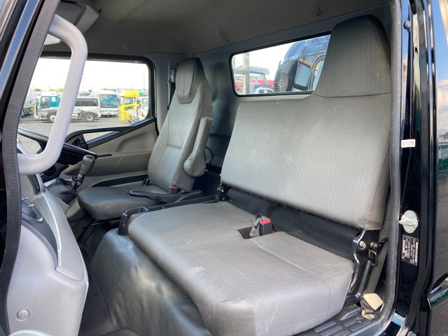 三菱ふそうキャンターアルミブロック小型（2t・3t）[写真12]