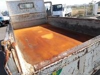 三菱ふそうキャンターダンプ小型（2t・3t）[写真10]