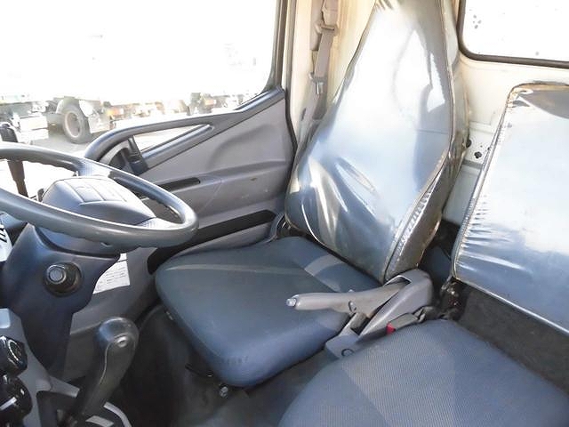 三菱ふそうキャンターダンプ小型（2t・3t）[写真16]