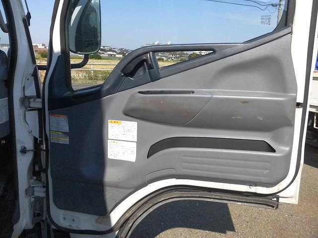 三菱ふそうキャンターダンプ小型（2t・3t）[写真28]