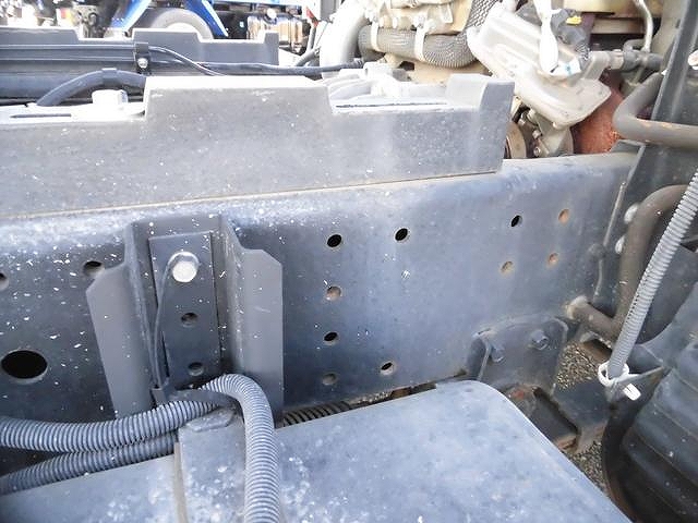 三菱ふそうキャンターダンプ小型（2t・3t）[写真32]