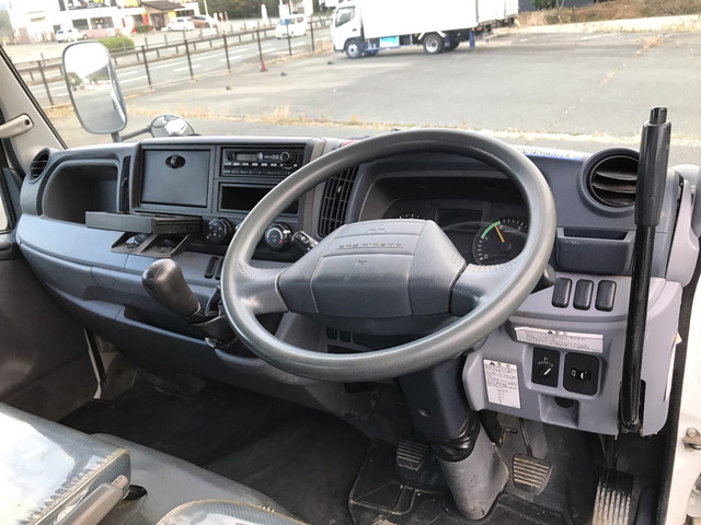 三菱ふそうキャンターダンプ小型（2t・3t）[写真30]