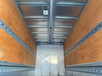 三菱ふそうキャンターアルミウイング小型（2t・3t）[写真11]